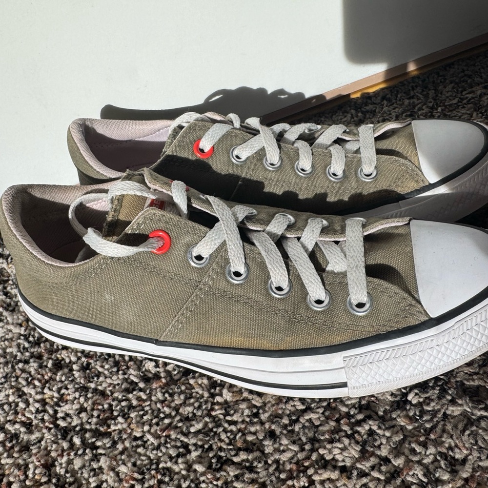 Converse One Star Olive Green Women Size 8 Low-top - Picture 2 of 5